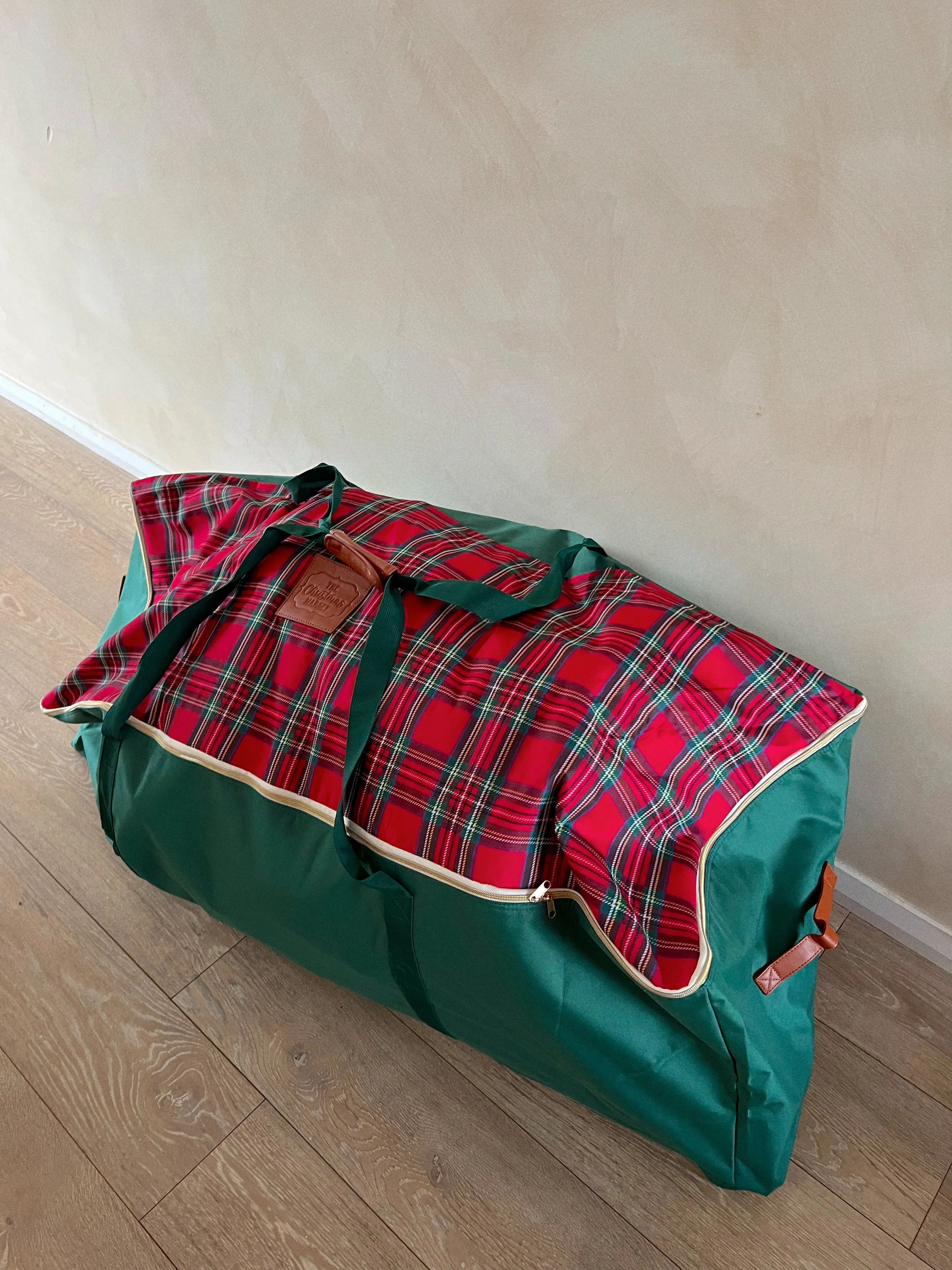 2023 Green & Tartan Luxe Tree Storage Bag